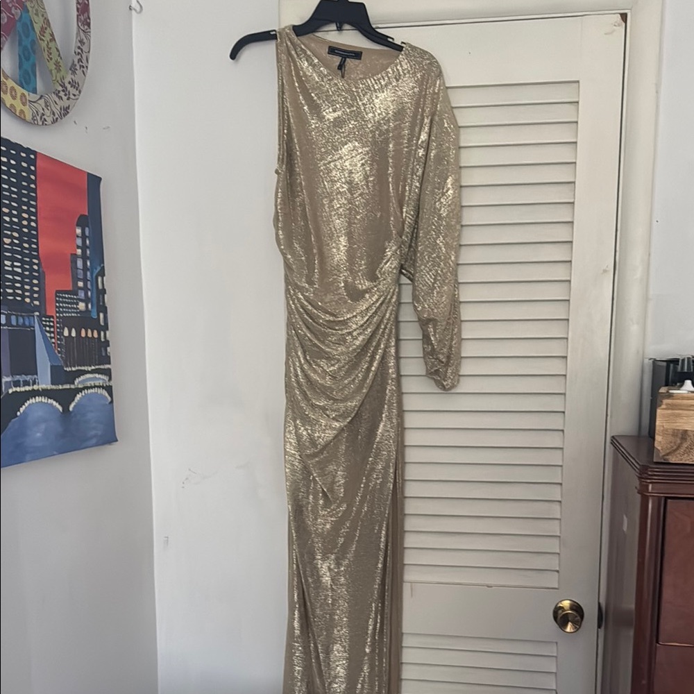 Elegant Gold Evening Dress
